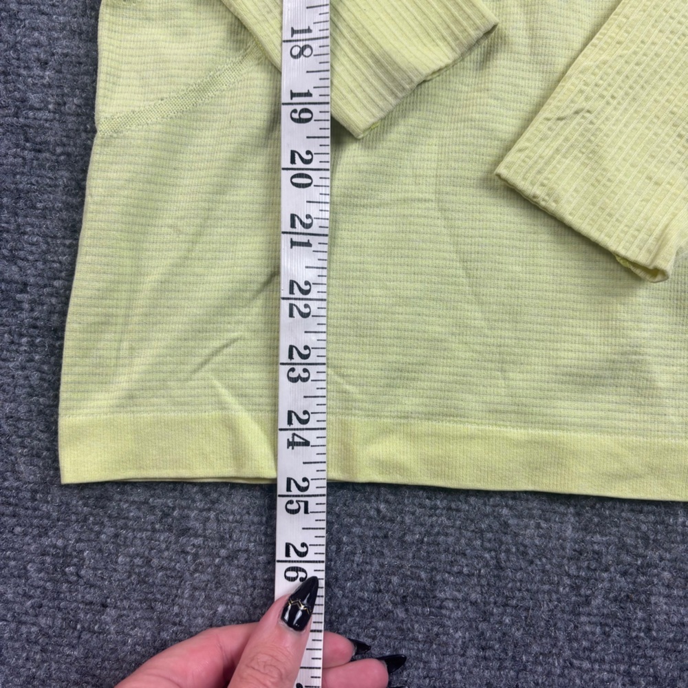 LULULEMON Women’s Yellow Long Sleeve Swiftly Shirt Athletic Shirt size: 4 - Picture 10 of 10